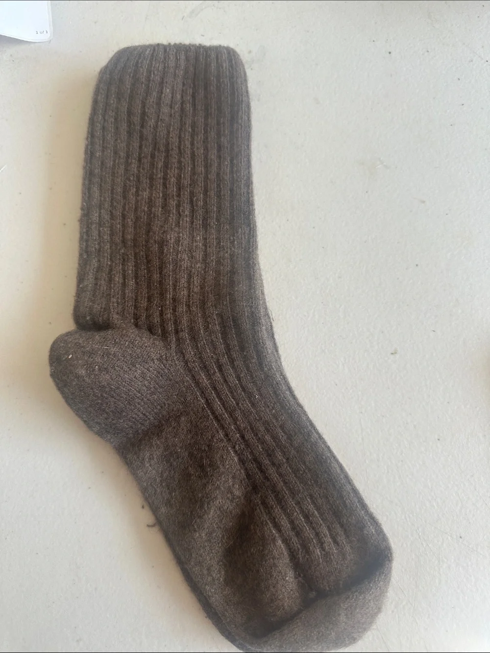 Cozy Ribbed Cashmere Crew Socks - Mid Calf. Brown Y258